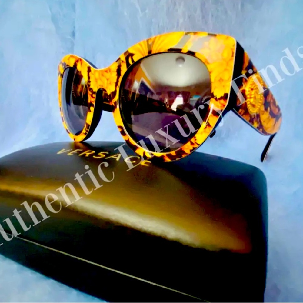 AUTHENTIC | VERSACE Printed glasses